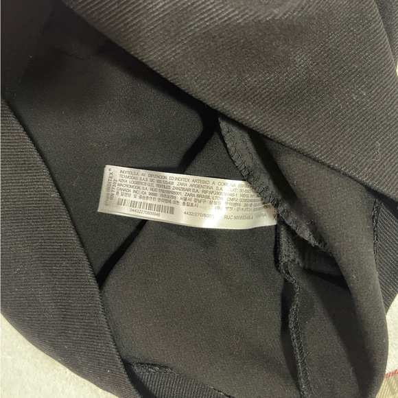 Zara Black Paperbag Shorts High
Waisted Size L NEW - Picture 6 of 10